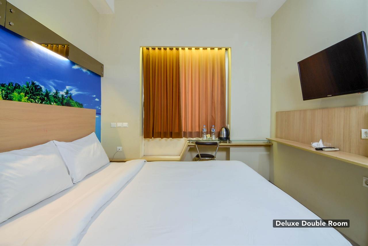 Image Hotel And Resto Bandung Esterno foto
