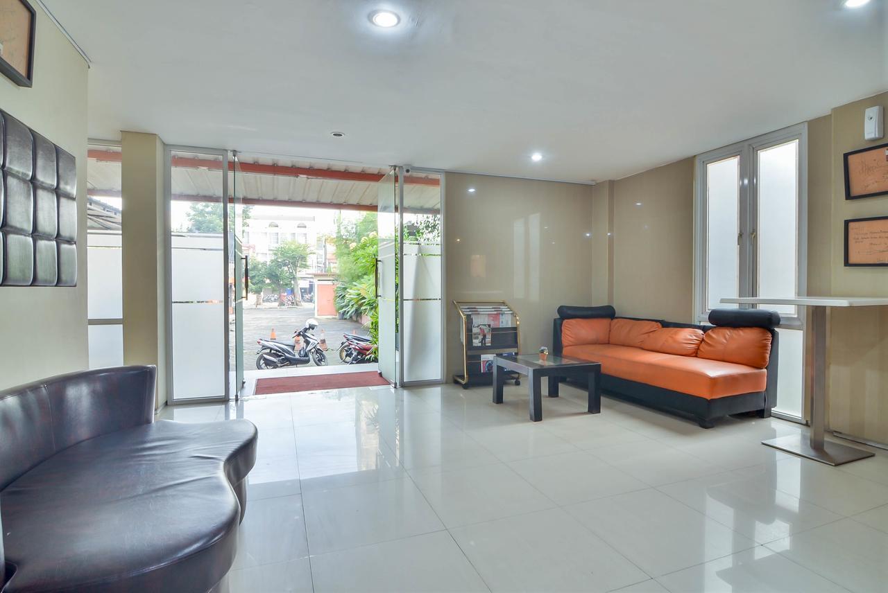 Image Hotel And Resto Bandung Esterno foto