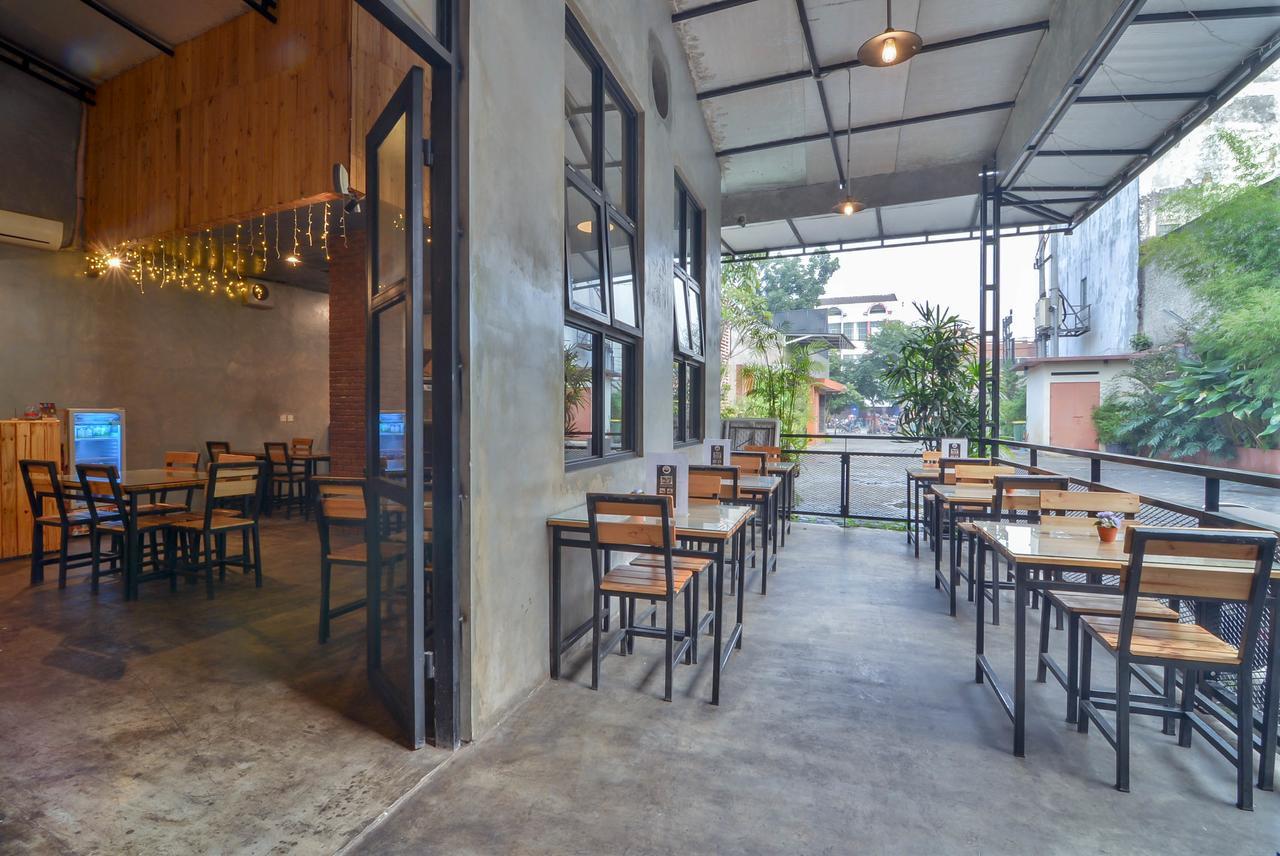 Image Hotel And Resto Bandung Esterno foto