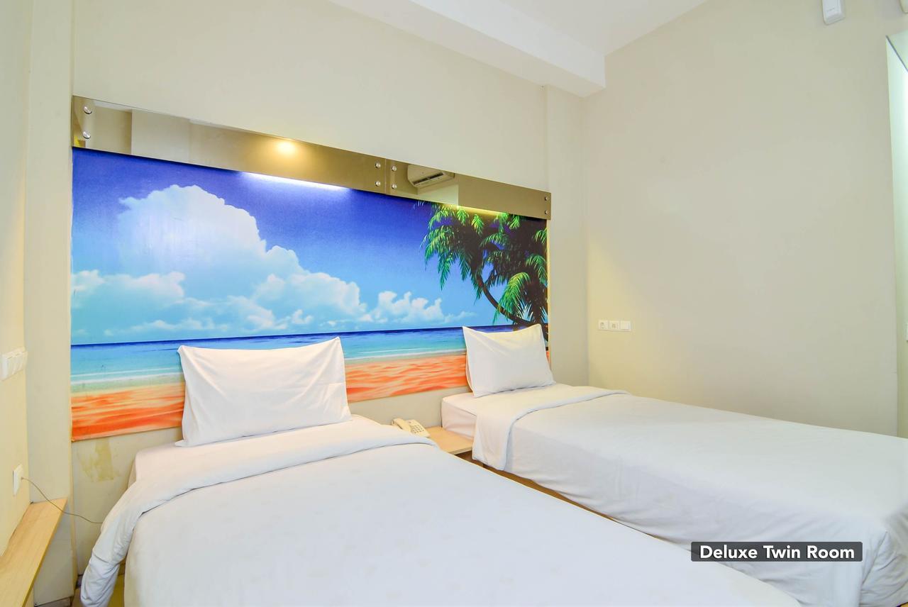 Image Hotel And Resto Bandung Esterno foto